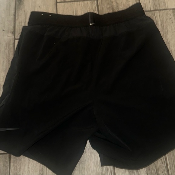 Nike Other - Men’s used Nike training gym black shorts size XL pocket ripped